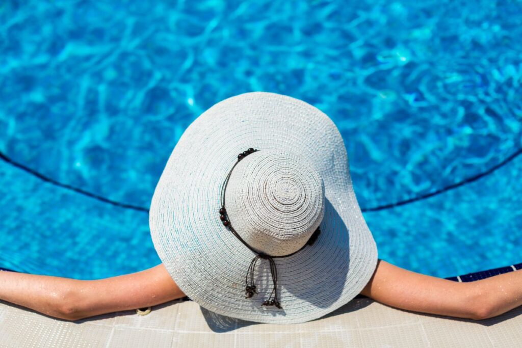 Best Pool Contractor Los Angeles: Featured Image